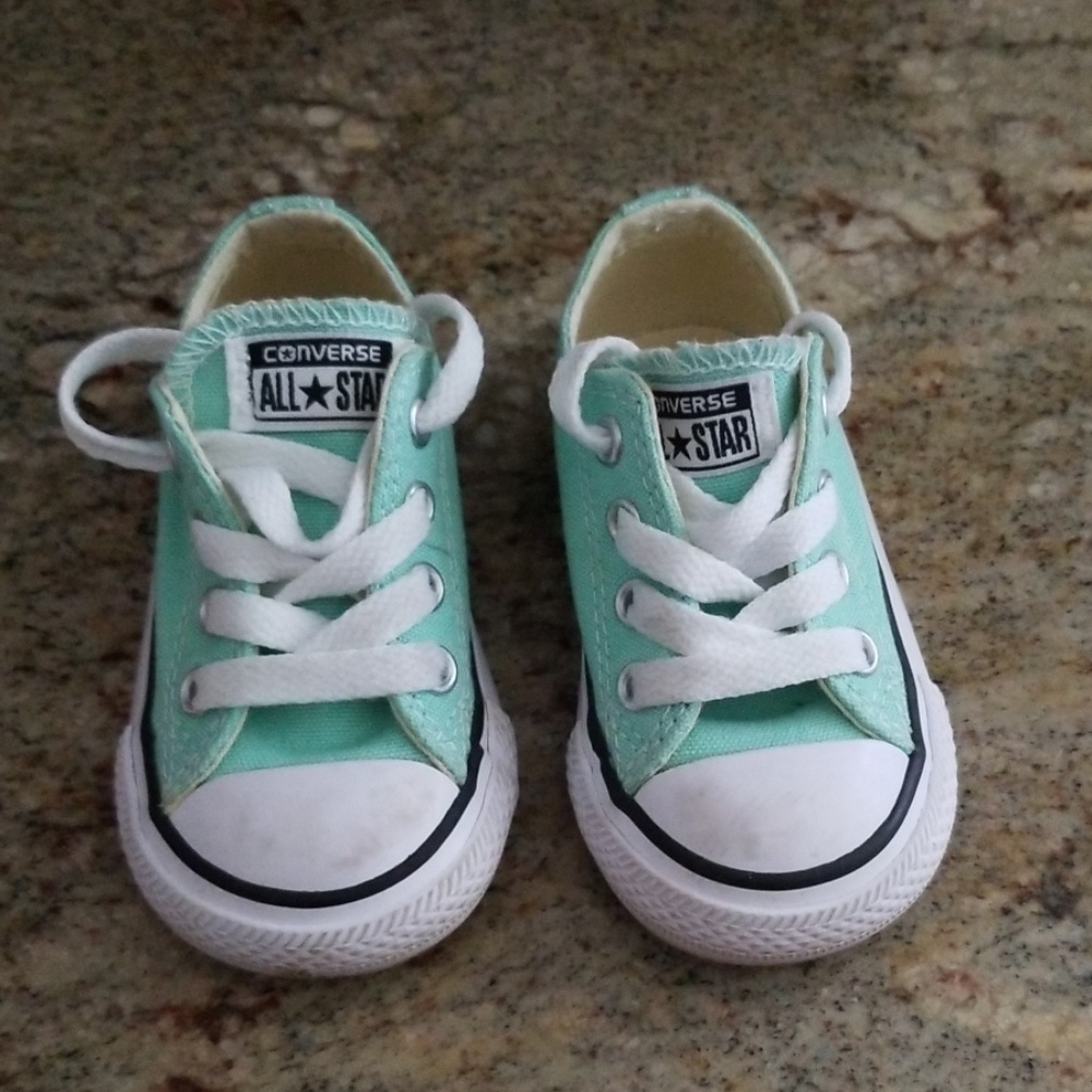 Converse Mint Low Top Shoes Size 4